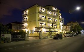 Hotel Fortunella Lido di Camaiore